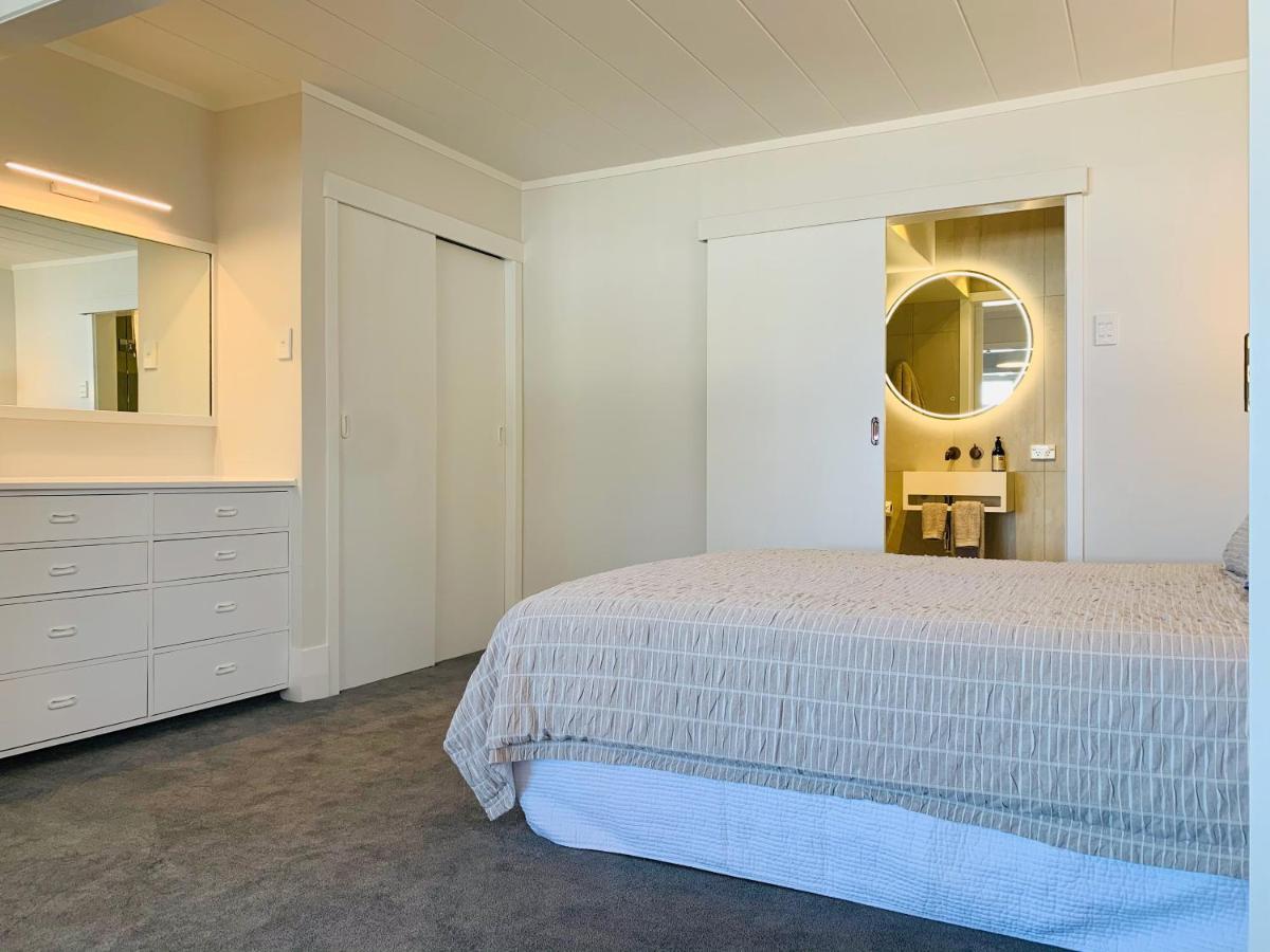 9 The Strand - New Pricing! Рассел Екстер'єр фото