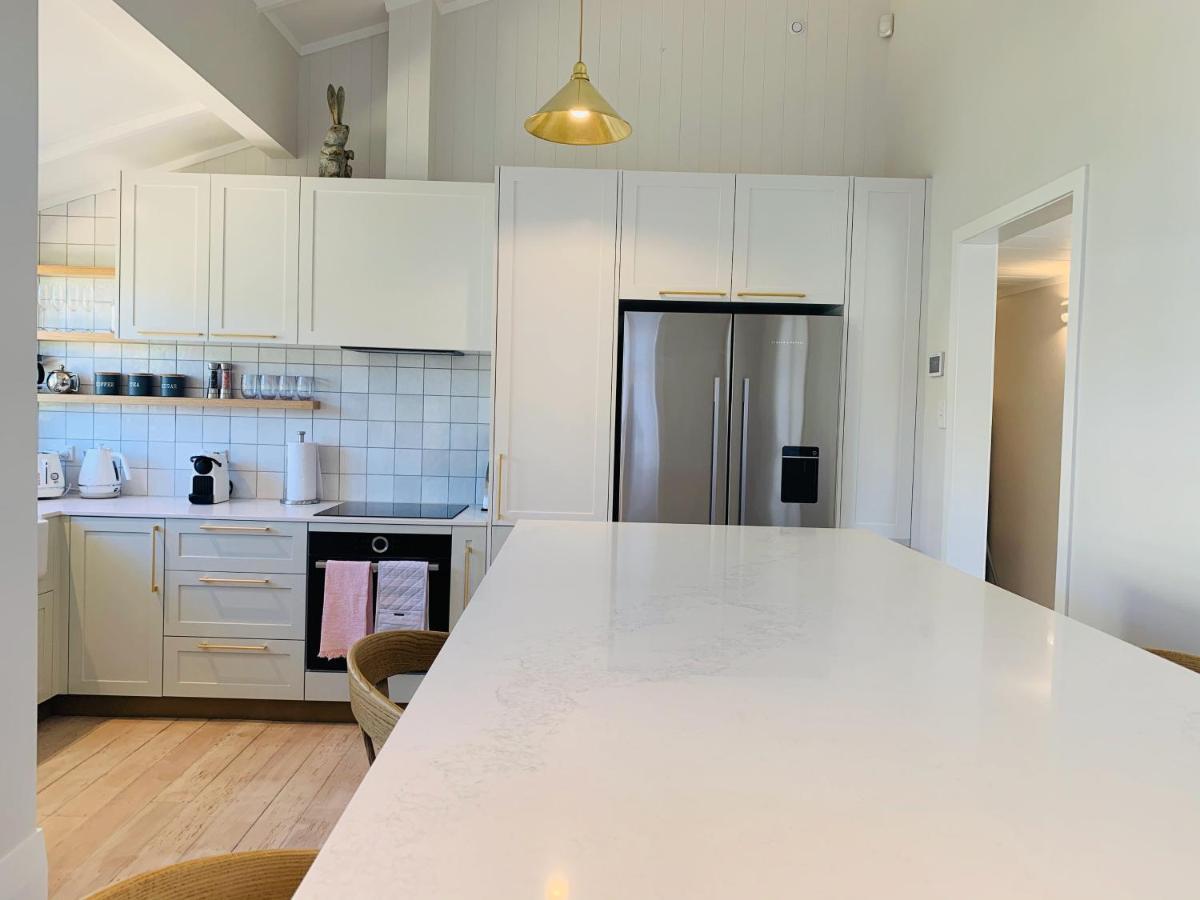 9 The Strand - New Pricing! Рассел Екстер'єр фото